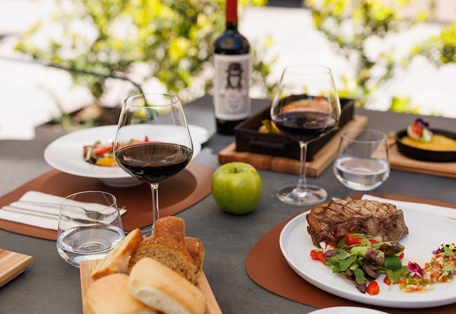 Descuentos en HUALTA HOTEL MENDOZA - CURIO COLLECTION BY HILTON con Club LA NACION