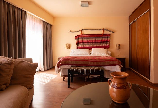 Descuentos en HOTEL COLORES DE PURMAMARCA con Club LA NACION