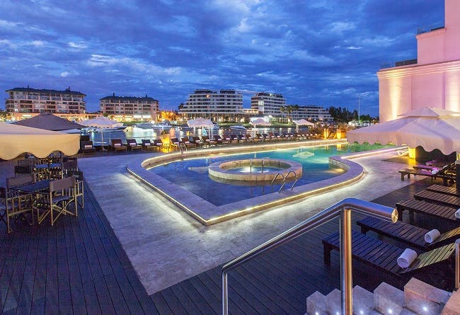 Descuentos en WYNDHAM NORDELTA con Club LA NACION