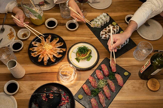 Descuentos en EMPERADOR MEIJI con Club LA NACION