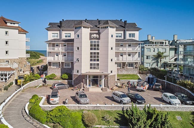 Descuentos en TORRECILLAS CARILÓ APART HOTEL & SPA con Club LA NACION