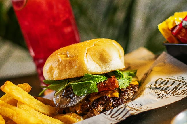 Descuentos en PENTOS BAR CERVECERÍA con Club LA NACION