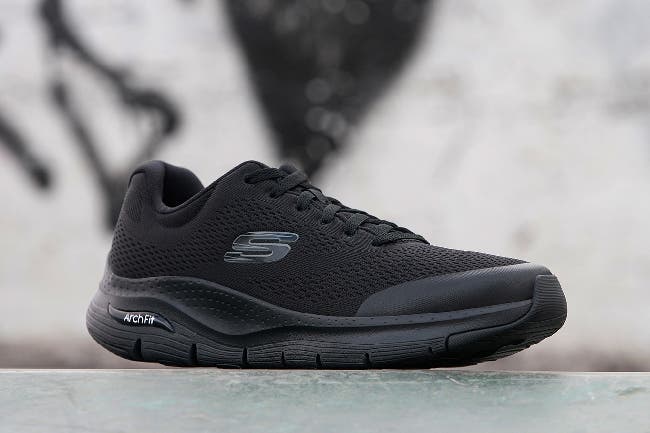 Descuentos en SKECHERS con Club LA NACION